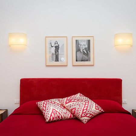 Prestigious Apartment Via Barberini Roma Exterior foto