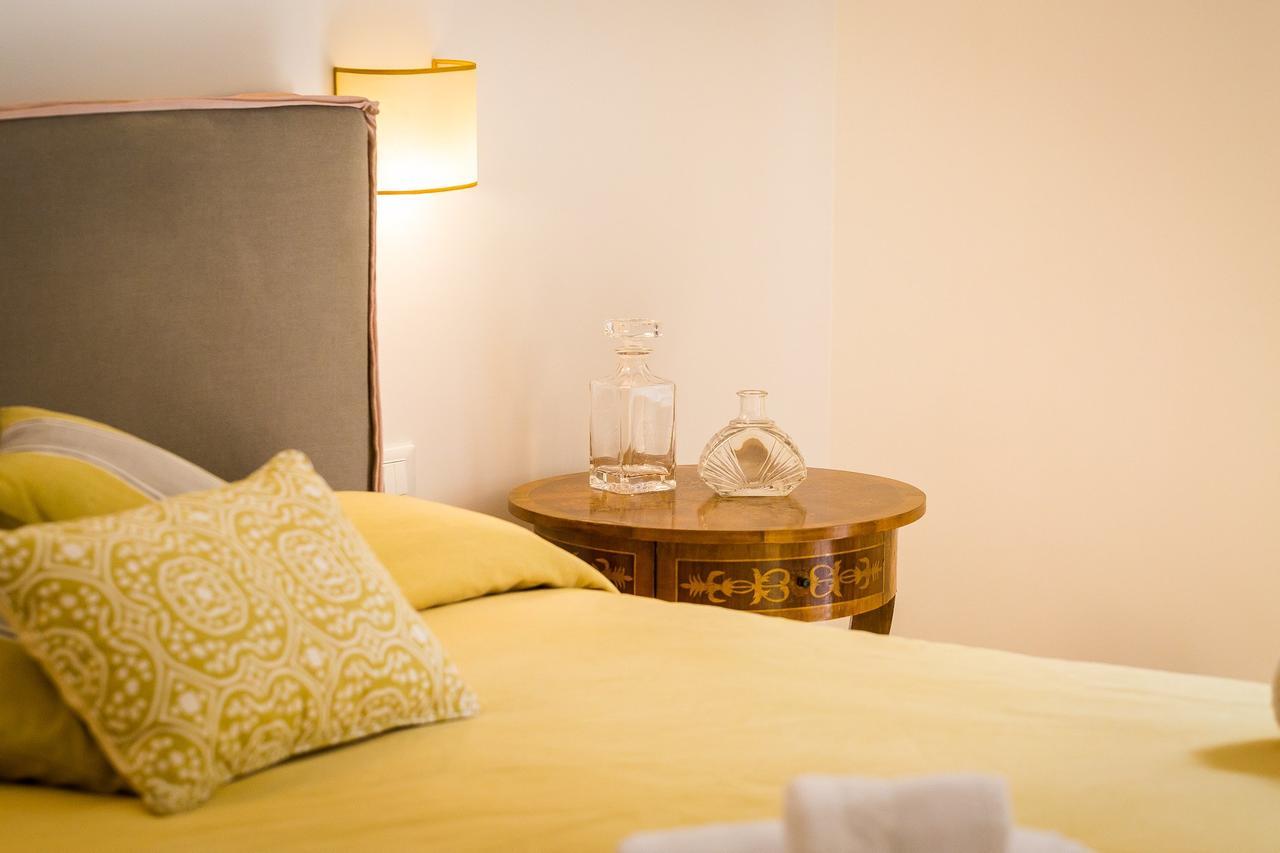 Prestigious Apartment Via Barberini Roma Exterior foto